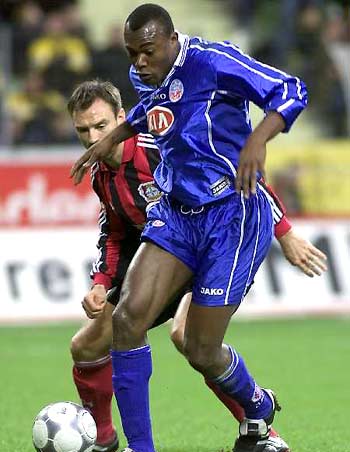 让俱乐部管 让俱乐部管